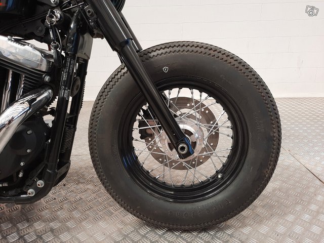 Harley-Davidson Sportster 12