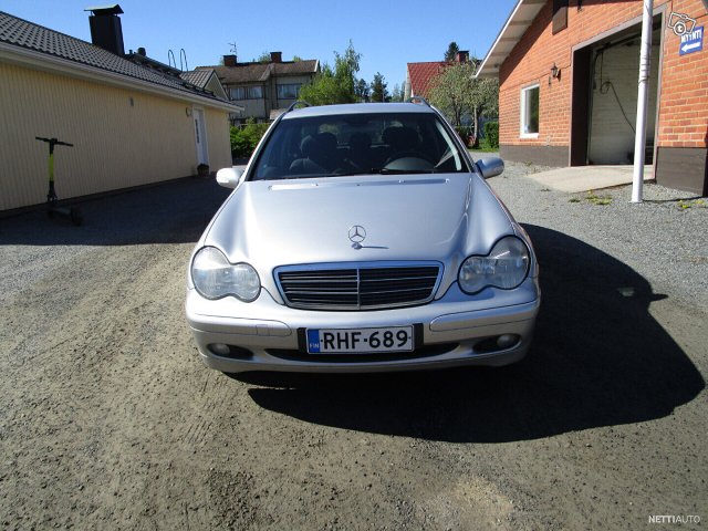 Mercedes-Benz C 3