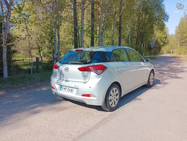 Hyundai i20 4