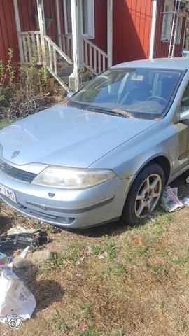 Renault Laguna 1