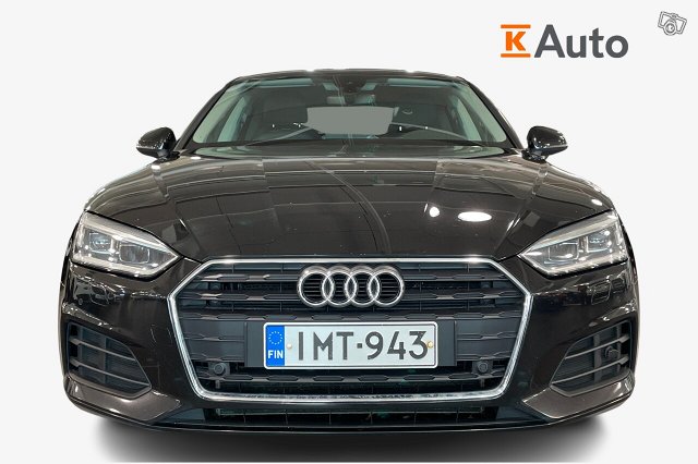 Audi A5 4
