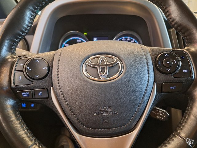 Toyota RAV4 18