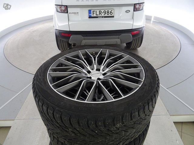 Land Rover Range Rover Evoque 22