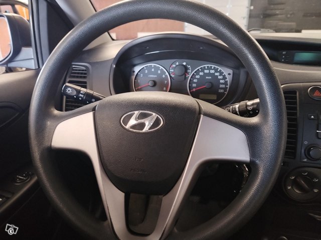 Hyundai I20 8