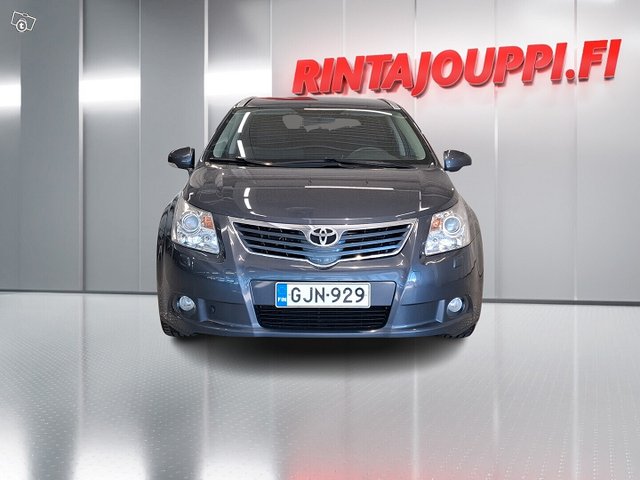 Toyota Avensis 3