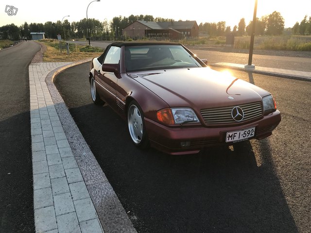 Mercedes-Benz SL, kuva 1