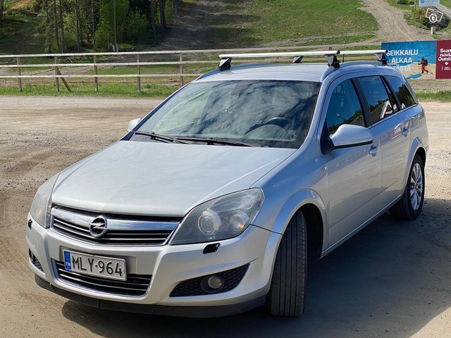 Opel Astra 2