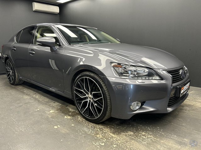 Lexus GS 5