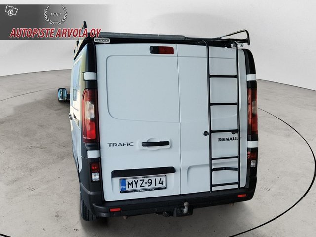 Renault Trafic 9