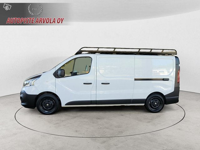 Renault Trafic 13