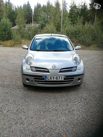 Nissan Micra 5