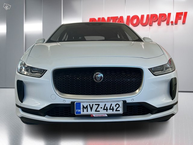 Jaguar I-PACE 3