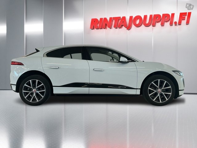 Jaguar I-PACE 5