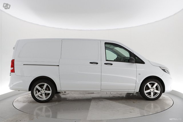 Mercedes-Benz Vito 3