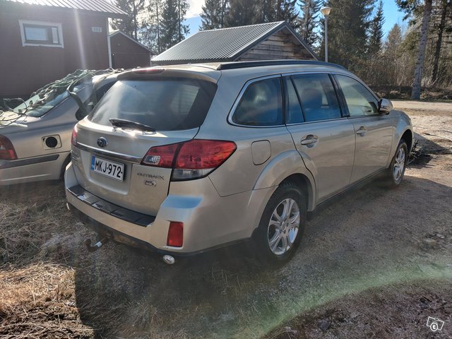 Subaru Outback 4