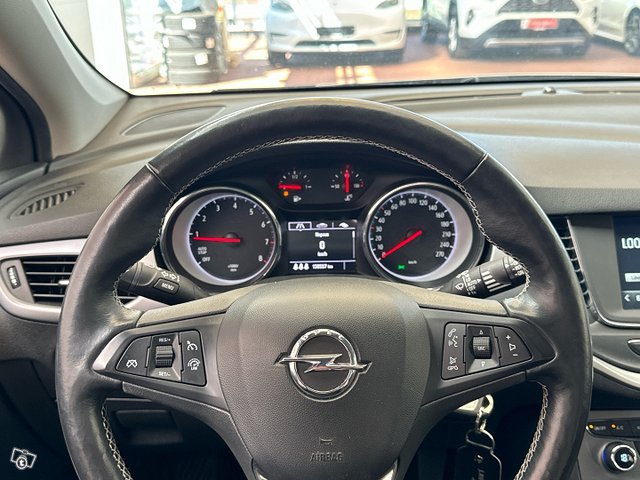 Opel Astra 12