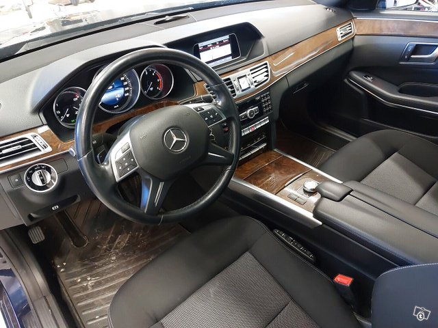 Mercedes-Benz E 6