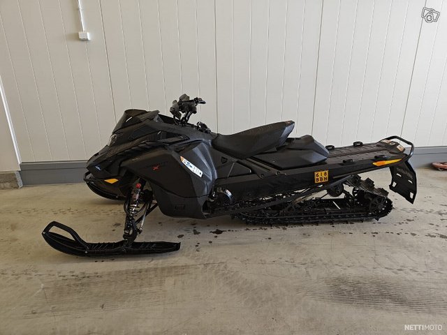 Ski-Doo Backcountry 3