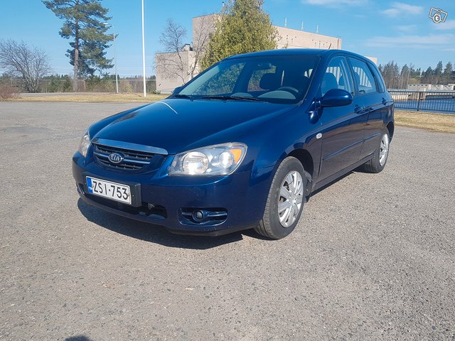 KIA Cerato, kuva 1