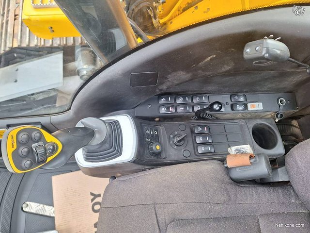 Jcb jz140lc pyörittäjällä 17