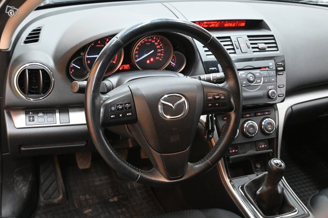 Mazda 6 11
