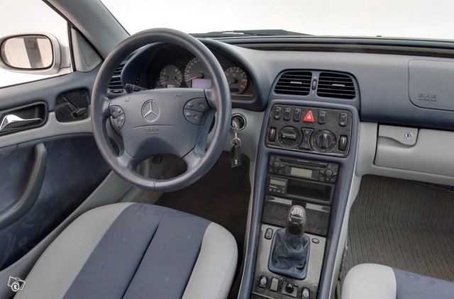 Mercedes-Benz CLK 19