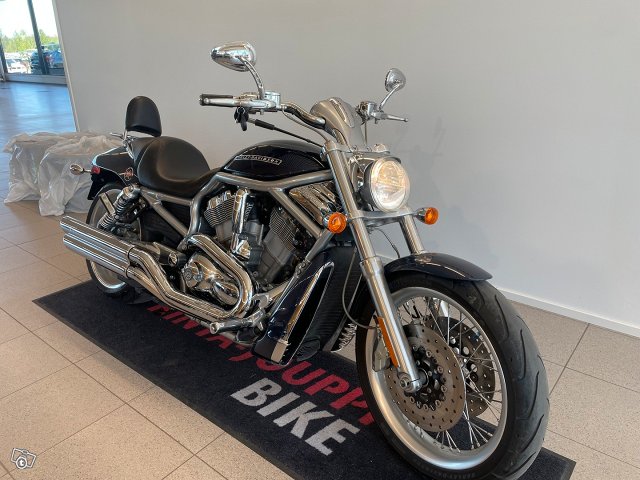 Harley-Davidson VRSC 3