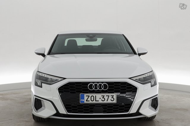 Audi A3 8