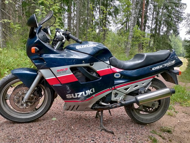 Suzuki gsx 750 f 2