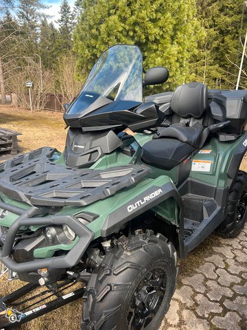 CAN-AM Outlander 570 pro 2
