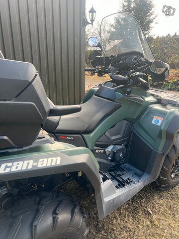 CAN-AM Outlander 570 pro 8