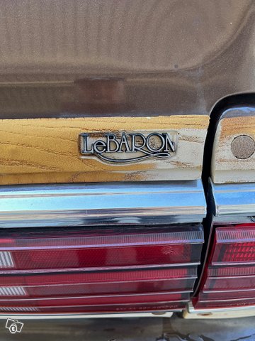 Chrysler Le Baron 15