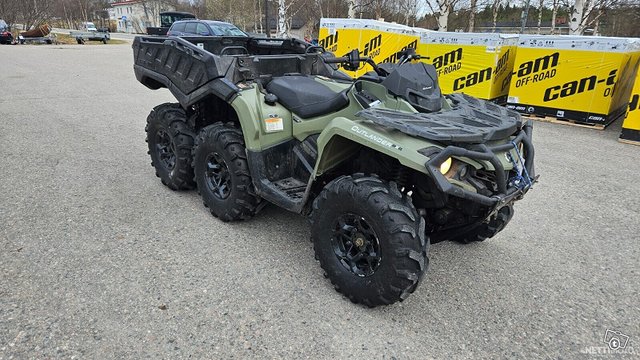 Can-Am Outlander 2