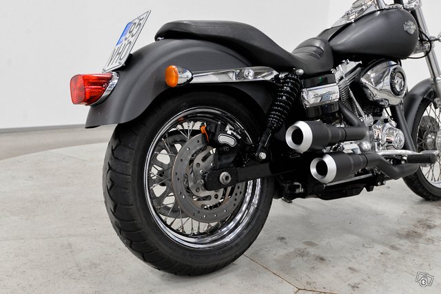 Harley-Davidson DYNA 15