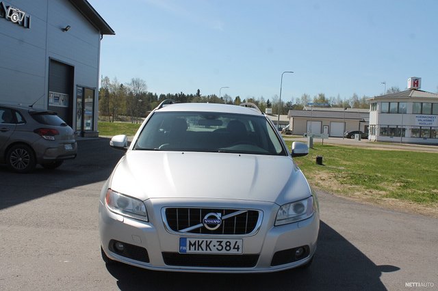 Volvo V70 5