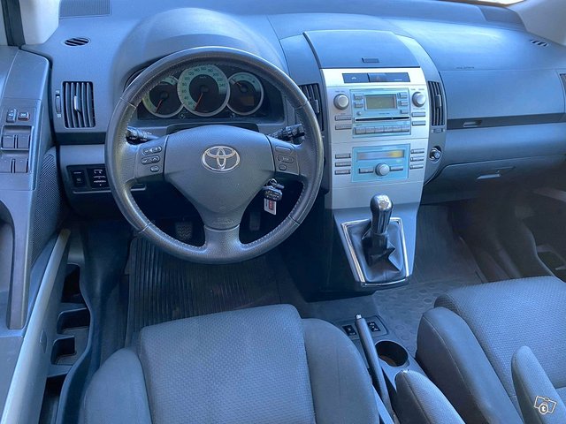Toyota Corolla 6