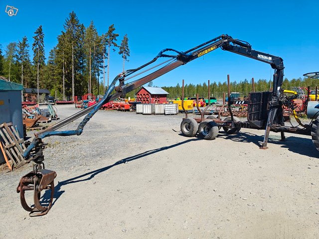 Patruuna Metsäkärrypaketti, kuormaaja Patruuna 875 3