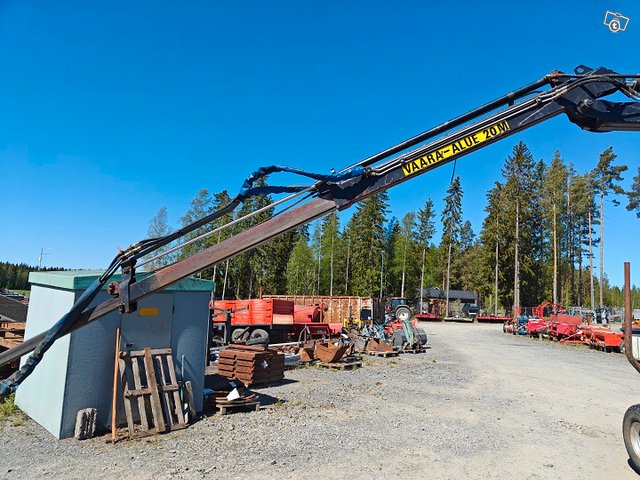 Patruuna Metsäkärrypaketti, kuormaaja Patruuna 875 5