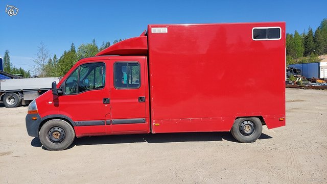 Renault Master 6-hengen B-kortilla Ajettava 7