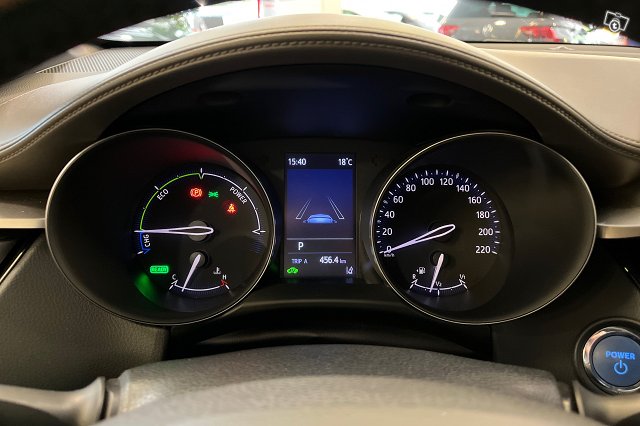 Toyota C-HR 23