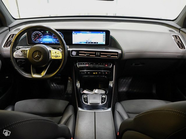 Mercedes-Benz EQC 16