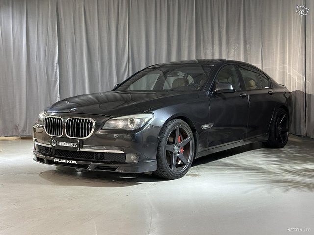 BMW 750 3