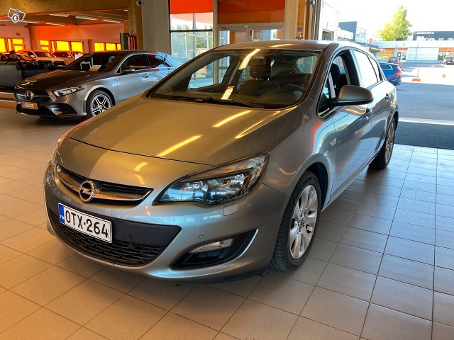 Opel Astra, kuva 1