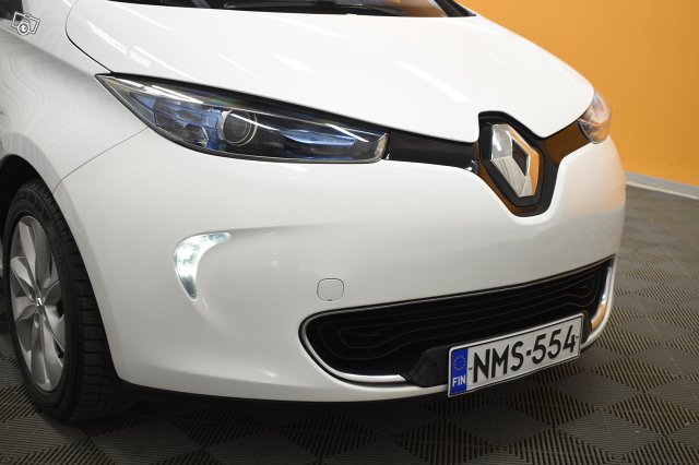 Renault Zoe 10