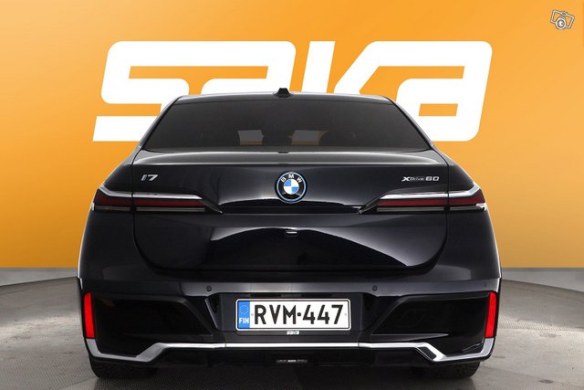 BMW I7 7