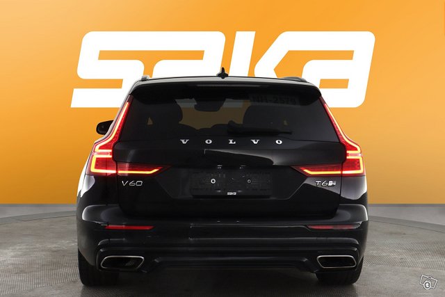 Volvo V60 7