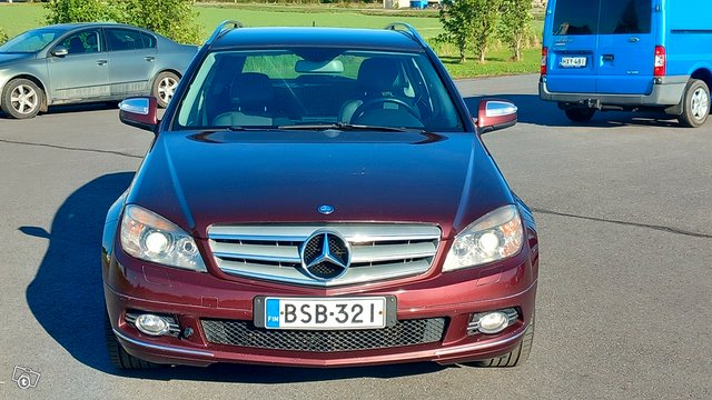 Mercedes-Benz C-sarja 9