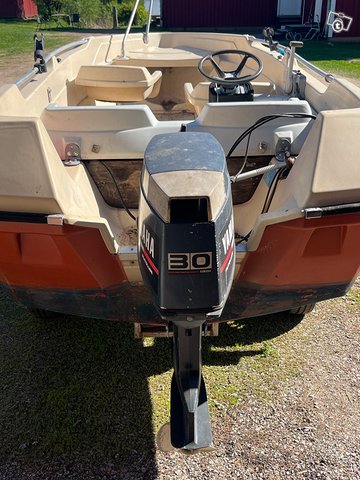 Terhi 415 ja yamaha 30hv 3