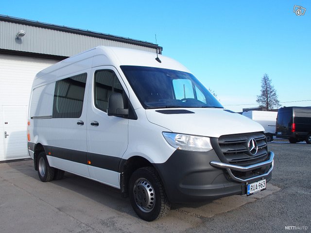 Mercedes-Benz Sprinter 2