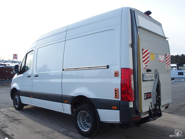 Mercedes-Benz Sprinter 5